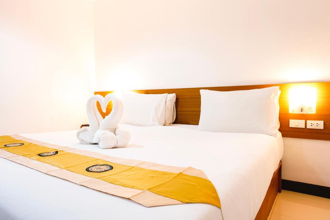 Neptuna Hotel Patong Экстерьер фото